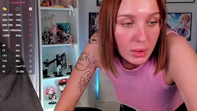 XXX chat uživo modela LianaFord