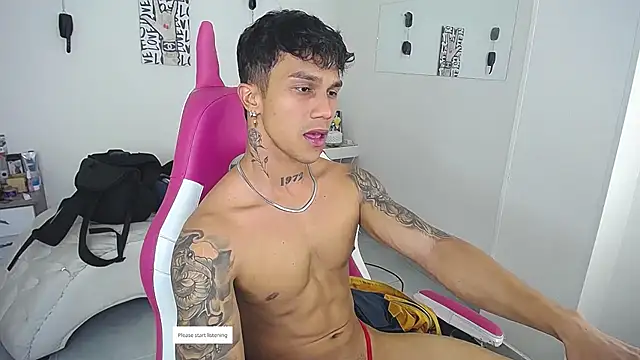 Show modela Leonard_Price na web-kameri