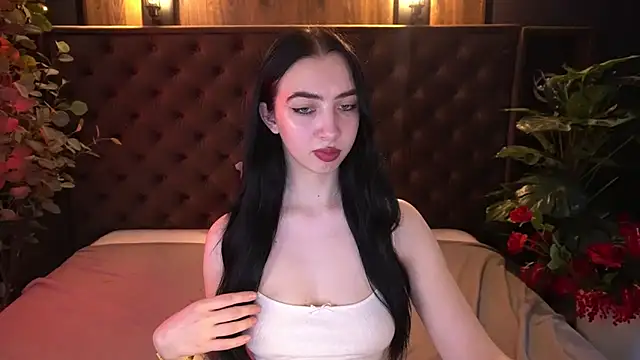 WildKittenX_ লাইভ XXX চ্যাট