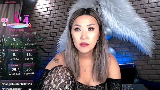 nicky_owl: вебкам-шоу