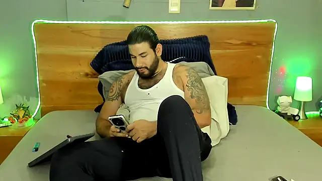 Prometeo-grizzly webkamerás műsora