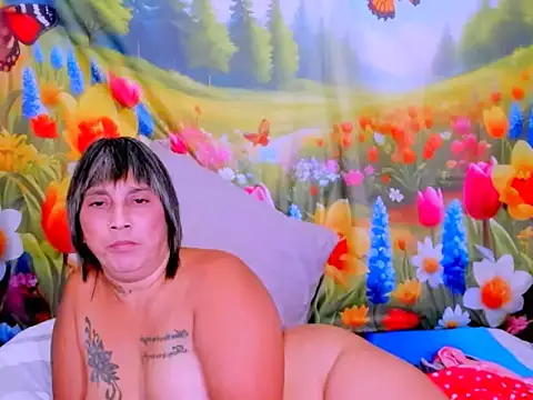 Chat +18 de indianroxy ao vivo