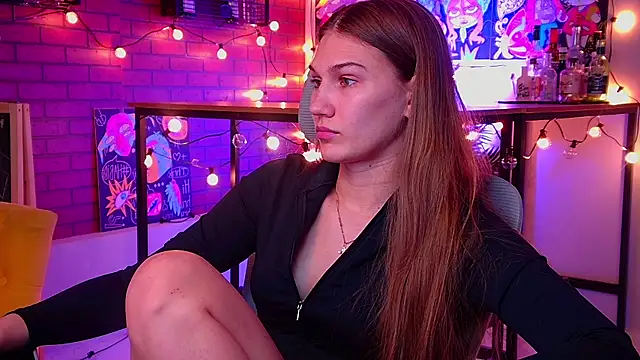 Chat +18 de Sweet_Emilya ao vivo