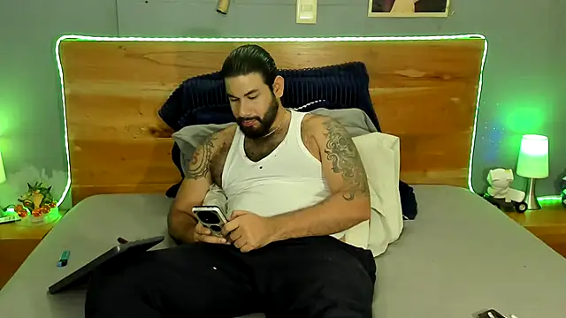 Prometeo-grizzly Adlı Modelin Canlı XXX Sohbeti