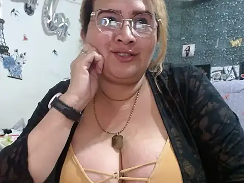 Chat XXX Live Perla1981--