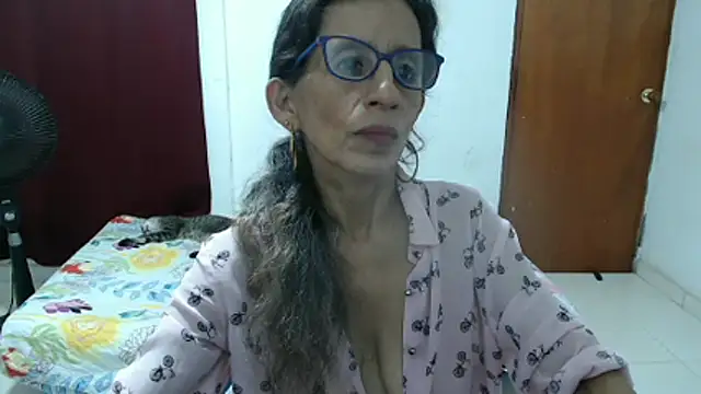 luz_stella's Live XXX Chat