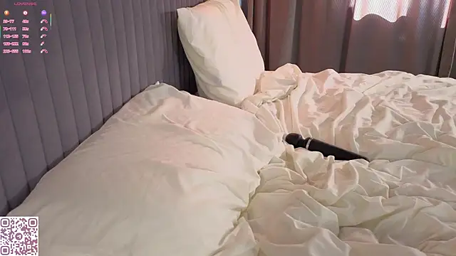 ElvinaRose's Live XXX Chat