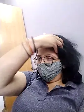 RICHA_BHABHI23 在線直播表演