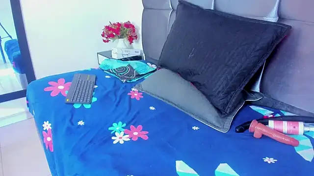 XXX chat uživo modela Karol_wish