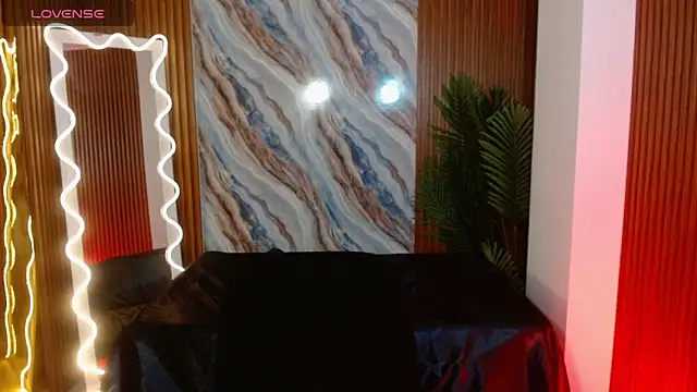 milo_tay Webcam Show