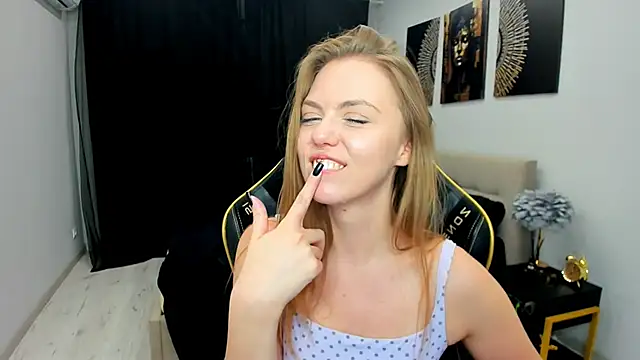 Sembang XXX Secara Langsung Strawberrye