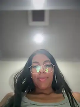 SheenaBrooke 即時 XXX 聊天