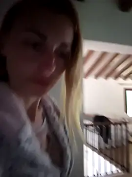 kylie_blck Adlı Modelin Canlı XXX Sohbeti