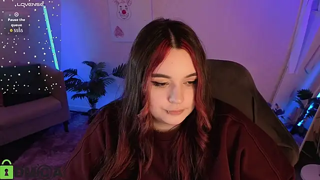 Mia_R0ss Adlı Modelin Canlı XXX Sohbeti