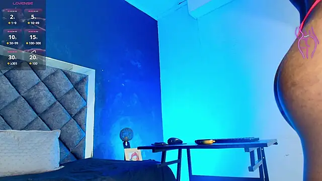 Chat +18 de hilary_banks1 ao vivo