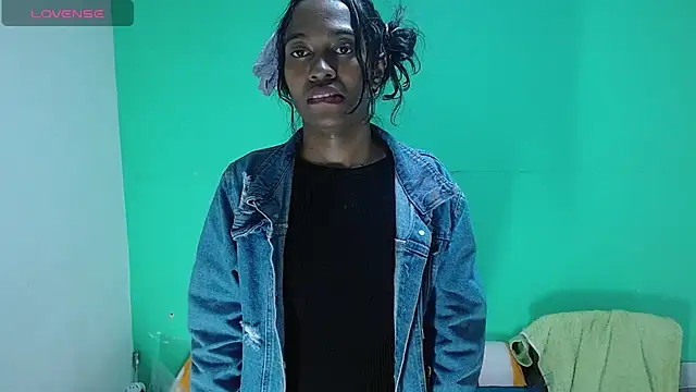 avaleri_cherryn Live XXX chat