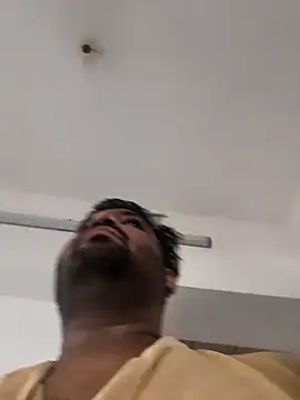 vinay_smalldick Adlı Modelin Web Kamerası Şovu