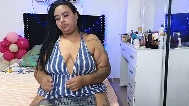 charlotte_077's Live XXX Chat