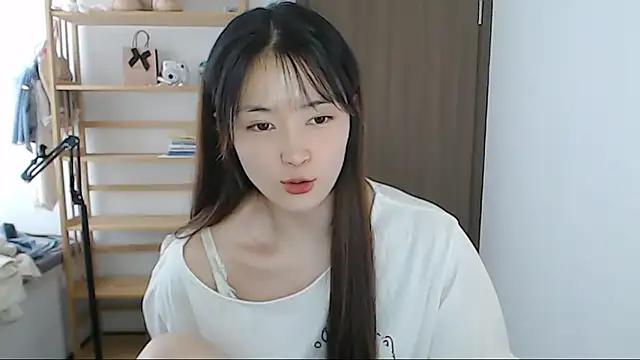 Mimi-cnbaby's Live XXX Chat