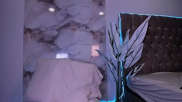 XXX chat uživo modela Calyselen