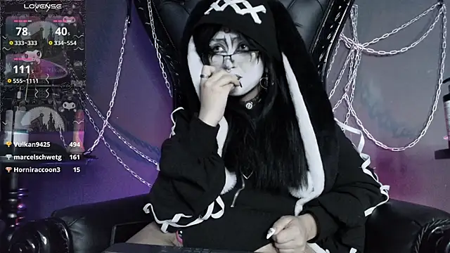 XXX chat uživo modela Navier__