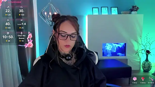 Pertunjukan Kamera Web Megan_inked