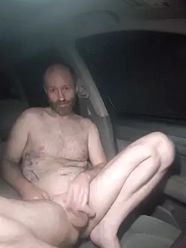 PartyBoyOhio: διαδικτυακό σόου στην κάμερα