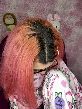 Valen-Foxx1のライブXXXチャット