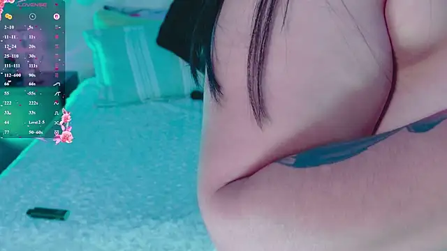 Živý XXX chat emmajohnss