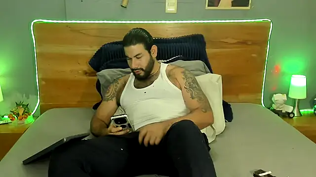 Prometeo-grizzly: διαδικτυακό σόου στην κάμερα