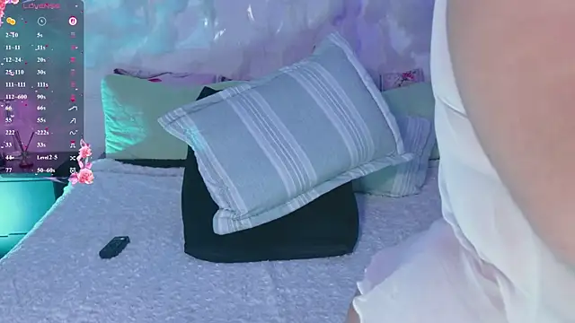 emmajohnss 现场XXX聊天