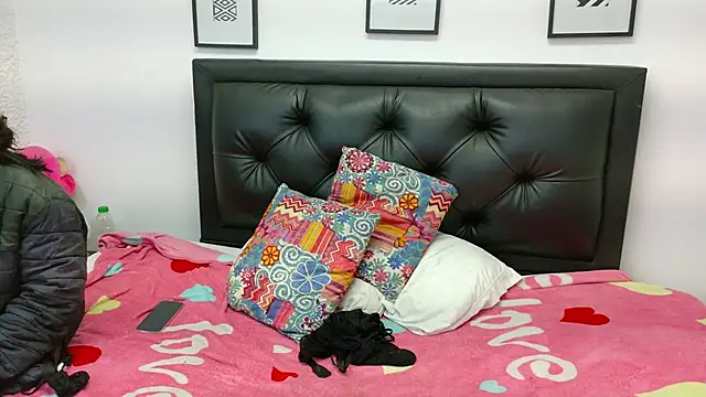 Онлайн чат XXX WandaRosse