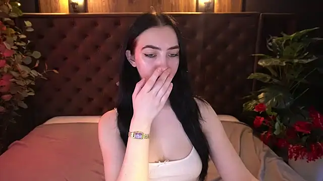 WildKittenX_ live XXX chat