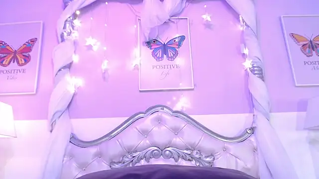 ElaineLaurent Chat XXX in diretta