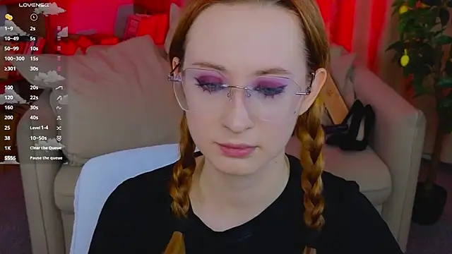 WICKEDEMBER live XXX chat