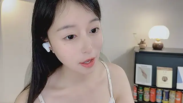 Onechestnut 现场XXX聊天