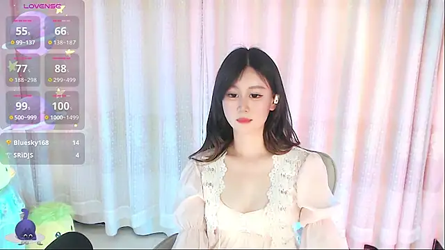 Aimee-520's Live XXX Chat