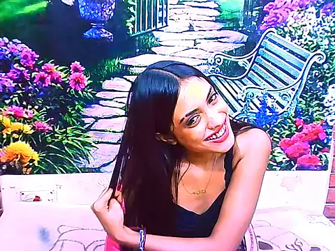 IndianPretty14u2Luv Live XXX-chat