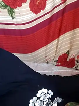 XXX chat uživo modela Itz_Aisha__