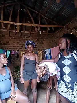 holygrail001 élő XXX-chatje