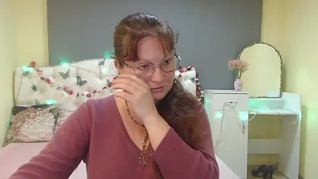 Онлайн чат XXX VanessaHotts