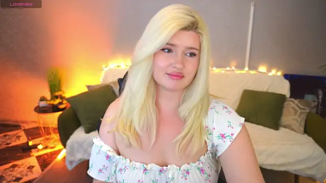 Онлайн чат XXX CocoSecretss