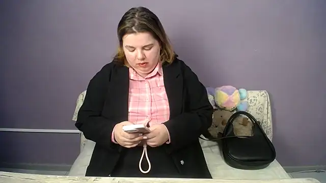 Онлайн чат XXX so_shy