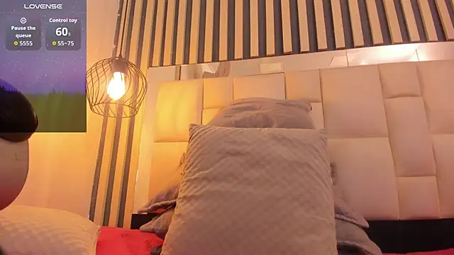 Онлайн чат XXX camila__herrera