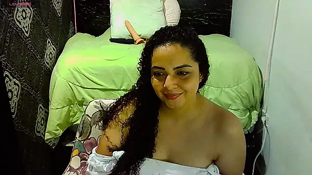 Онлайн чат XXX _naughty_milf