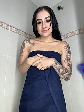 sharlot24のライブXXXチャット