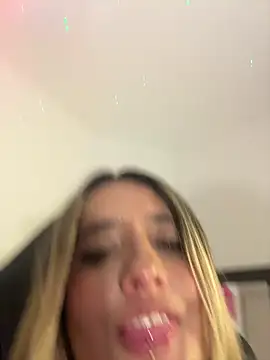 Онлайн чат XXX _Ninasanz