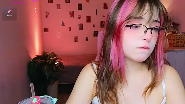 Онлайн чат XXX Soffi_Toffi