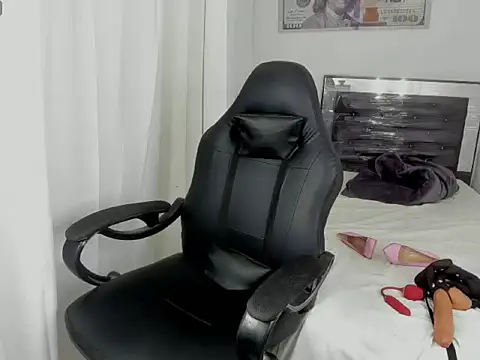 Онлайн чат XXX queen_findom1