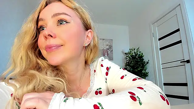 Онлайн чат XXX caty_kiss